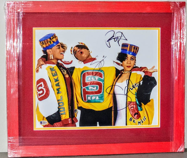 Salt n Peppa Signed Autographed Photo Picture  Beckett Letter of Authenticity