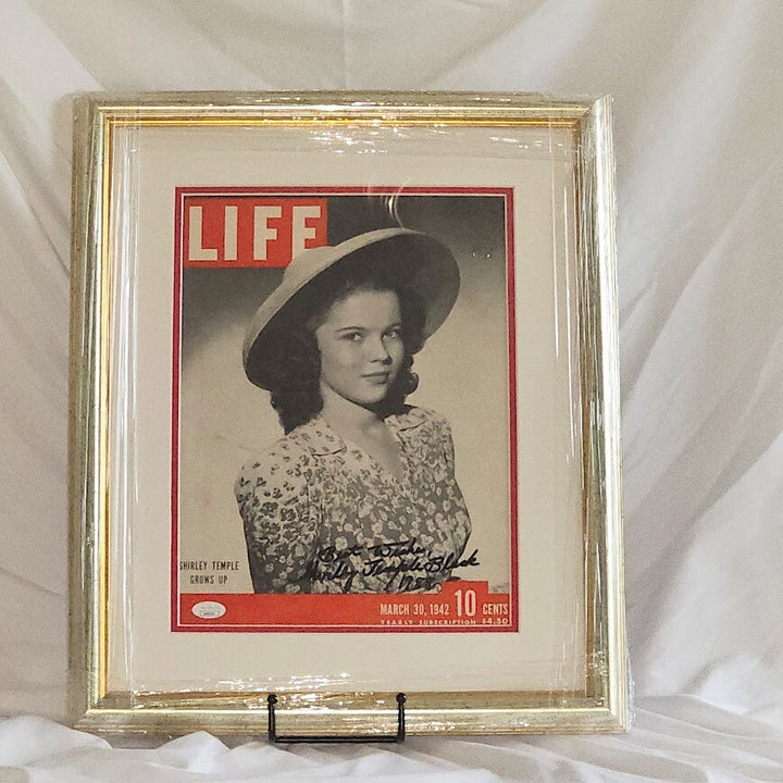 Shirley Tempe Black Signed Autographed Life Magazine  1942 JSA Certified RARE