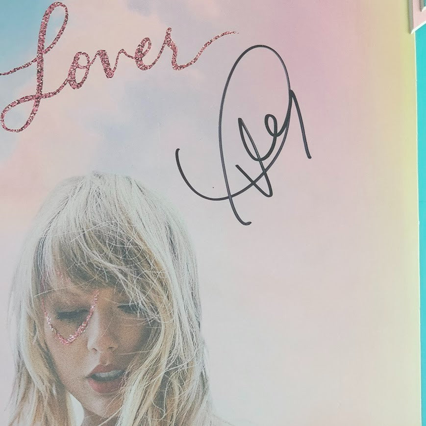 Taylor Swift  Signed Lover Autographed LP  Authenticated COA