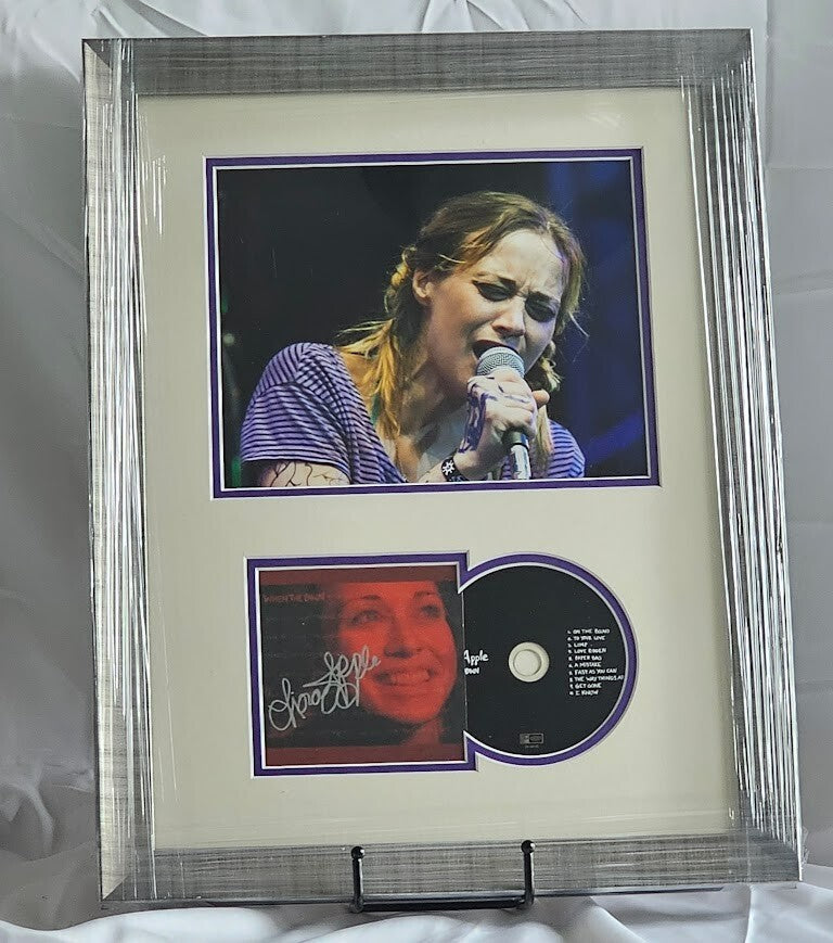 Fionna Apple  Signed When the Pawn Autographed CD  Authenticated COA