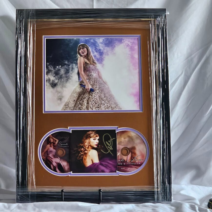 Taylor Swift Signed Speak Now Taylor's Version CD Autographed authenticated  COA