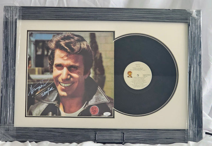 Henry Winkler signed LP Happy Days Fonzie's Favorites Autographe JSA  Vinyl