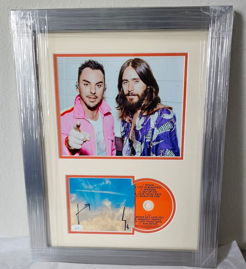 Thirty Seconds to Mars 30 signed It's The End Of The World CD JSA COA
