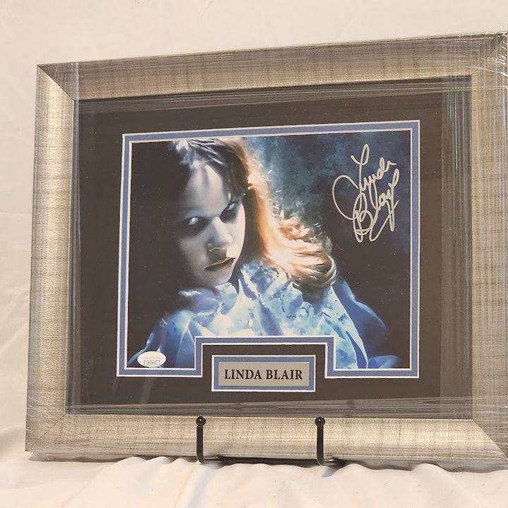 Linda Blair Signed Autographed 8x10 picture JSA COA Exorcist
