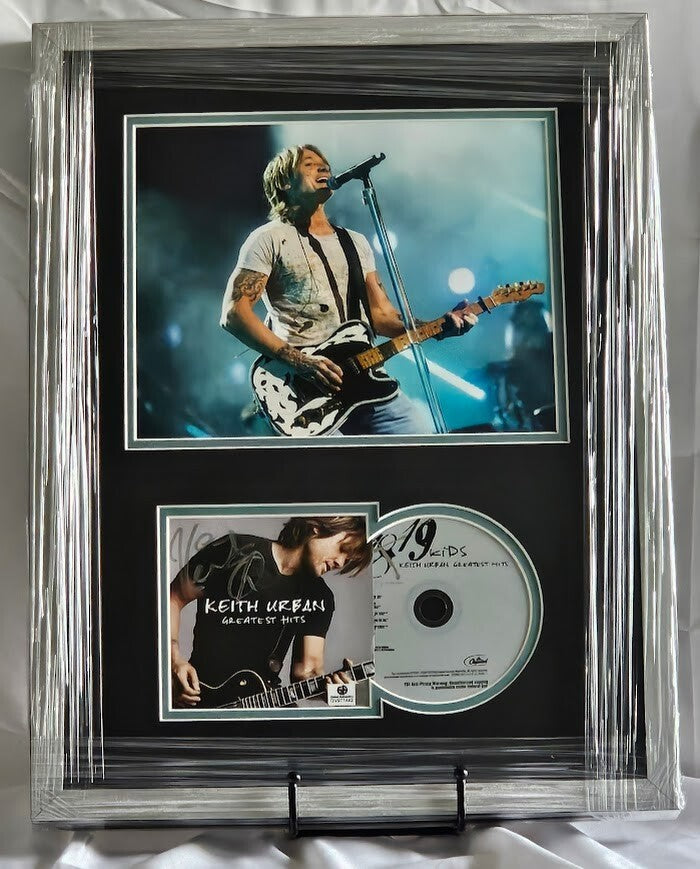 Keith Urban  Signed Greatest Hits  Autographed CD  Authenticated COA