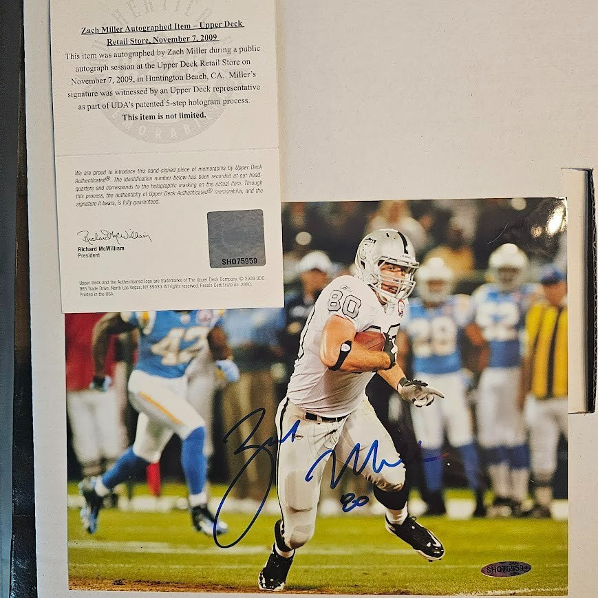 Zach Miller Signed picture Photo Autographed Oakland Raiders 80 Upper Deck COA