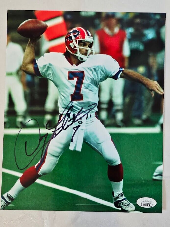 Doug Flutie autographed   8x10 photo Buffalo Bills JSA Authenticated