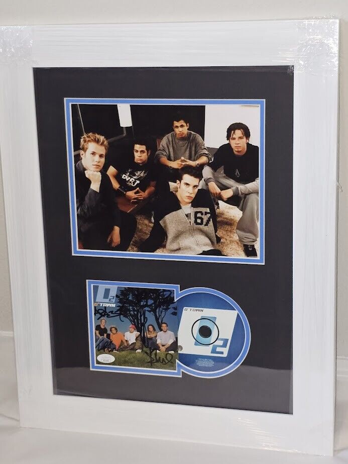O Town  Boy Band Signed autographed O2 CD JSA  COA  O-Town