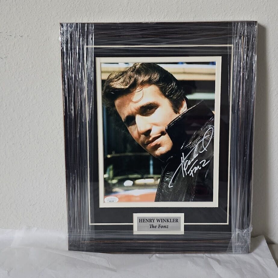 Henry Winkler Autographed signed Picture JSA COA The Fonz Happy Days Fonzie